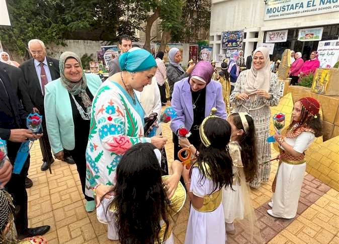 رئيسة المجلس القومي للطفولة والأمومة تشهد عددًا من الفعاليات بمحافظة الإسكندرية