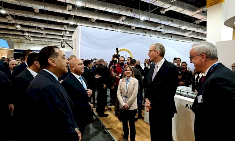 رئيس الوزراء يعطي إشارة بدء التشغيل التجريبي للخط الأول للقطار الكهربائي السريع  "السخنة / العلمين / مطروح"