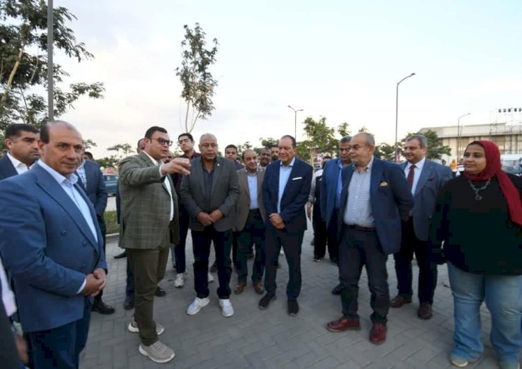 وزير الإسكان يتفقد مشروع "حدائق تلال الفسطاط" ويتابع ترتيبات انطلاق مهرجان الفسطاط الشتوي 2025