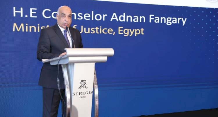 وزير العدل يعتمد حركة ترقيات كُبرى لموظفي المحاكم والشهر العقاري والخبراء والطب الشرعي