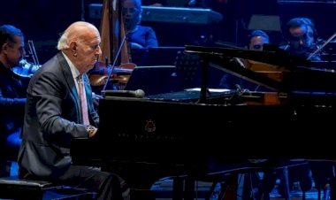 عمر خيرت يلتقى اليوم جمهوره فى قطر بأولى حفلاته بعد أزمته الصحية