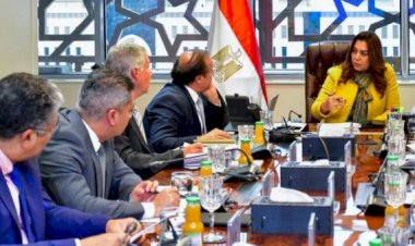 وزيرة التنمية المحلية تلتقي عددًا من المستثمرين لدفع مسار الاستثمار المستدام بالمحميات الطبيعية ودعم توجه الدولة