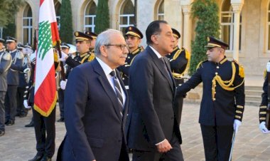 مراسم استقبال رسمية لرئيس الوزراء لدى وصوله السراي الحكومي بالعاصمة بيروت
