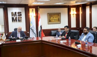 الرئيس التنفيذي لجهاز تنمية المشروعات يعقد الاجتماع الدوري مع أصحاب المشروعات الابتكارية والتكنولوجية