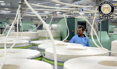 المركز الإعلامي لمجلس الوزراء يوضح حقيقة بيع الدولة لمصانع الغزل والنسيج