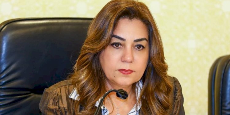 وزيرة التنمية تتلقى تقريراً من قطاع الإدارة الاستراتيجية حول جهود التصدي للبناء المخالف في المحافظات