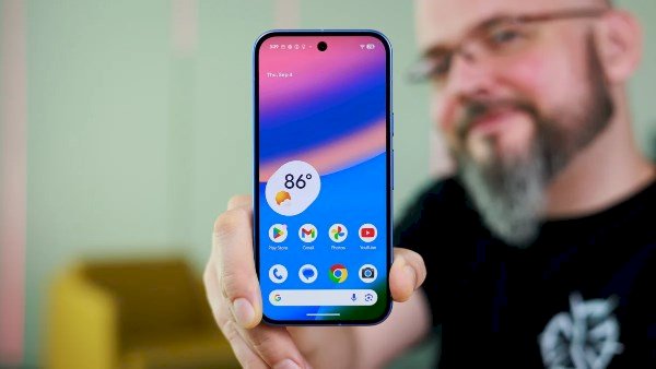 تحديث ديسمبر يضرب هواتف Pixel 10 بعطل مزعج في الشاشة