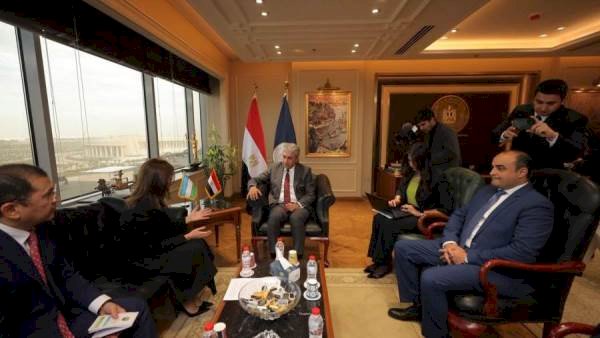 وزير السياحة يستقبل رئيس إدارة الاقتصاد الإبداعي والسياحة في رئاسة جمهورية أوزبكستان