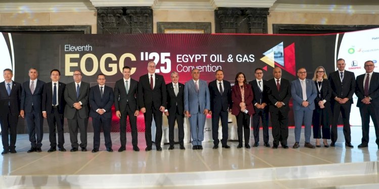 وزير البترول والثروة المعدنية خلال مؤتمر " التعاون لتعزيز فرص الاستكشاف والإنتاج البترولي "