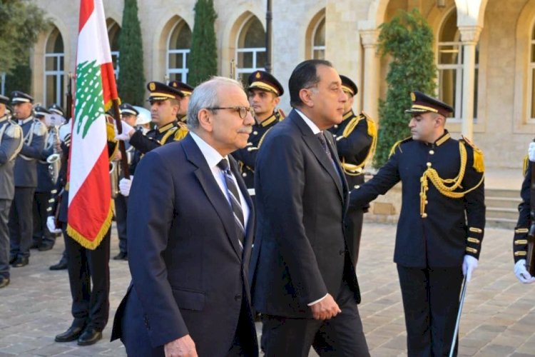 مراسم استقبال رسمية لرئيس الوزراء لدى وصوله السراي الحكومي بالعاصمة بيروت