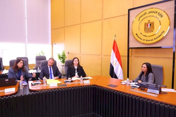 وزيرة التضامن تلتقي وفد المتابعة الدورية النصف السنوية لبعثة البنك الدولي   