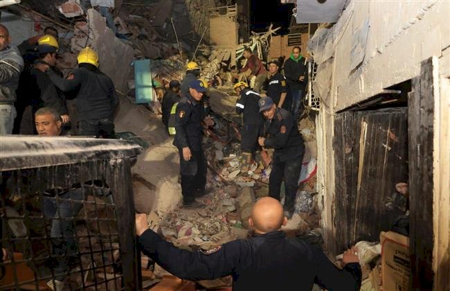 وزيرة التضامن تتابع تداعيات حادث انهيار عقار إمبابة.. وتوجه بصرف مساعدات  لأسر الضحايا