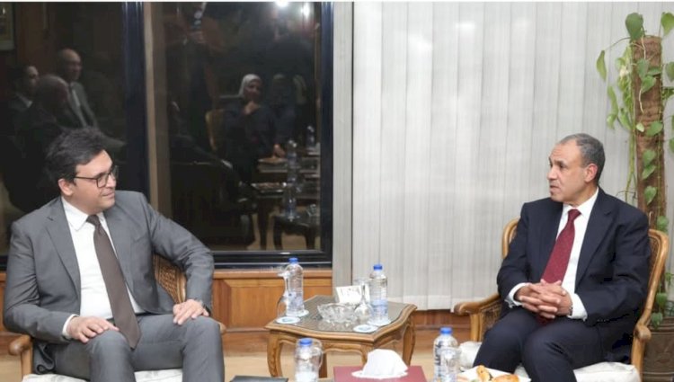 رئيس الوزراء يترأس الاجتماع الأسبوعي للحكومة