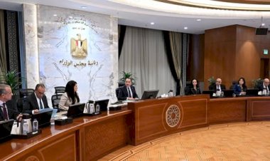رئيس الوزراء يتابع ملف حصر التكلفة الاقتصادية لأعداد اللاجئين والمهاجرين المقيمين في مصر