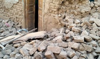 إصابة شخصين في حادث انهيار منزل من الطوب اللبن بقنا