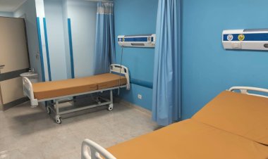 وزير الصحة يتلقى تقريرًا عن مرور ميداني على 23 مشروعًا صحيًا جاريًا في 7 محافظات