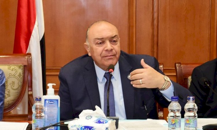 رئيس نقل النواب مشيدا بجهود رئيس قناة السويس: استقرار الملاحة ينعكس إيجابيا على الاقتصاد