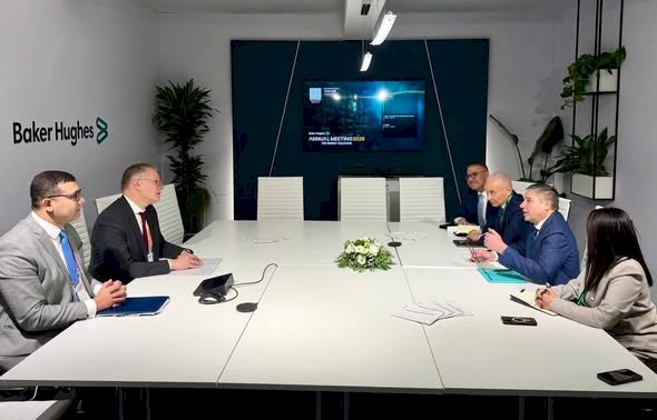 وزير البترول يبحث مع بيكرهيوز العالمية تسريع التعاون في عدد من مجالات العمل الجديدة