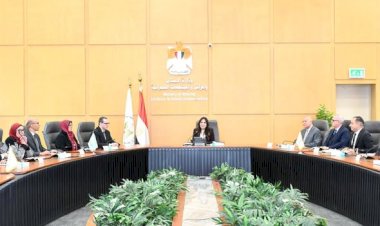 وزيرة الإسكان تتابع مستجدات ملفات تقنين الأوضاع بالأراضي المضافة لعدد من المدن الجديدة
