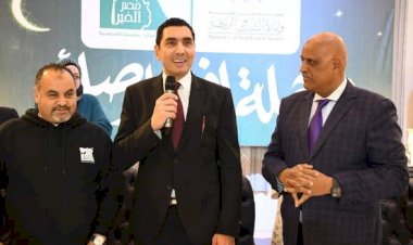 وزير الشباب والرياضة يشارك الصائمين الإفطار بإحدى الخيم الرمضانية لـ مؤسسة مصر الخير"