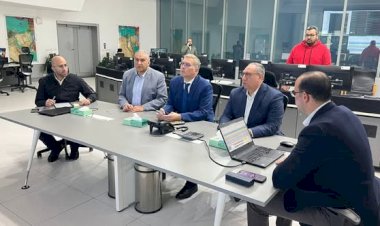 وزير البترول يتفقد مركز التحكم بالشبكة القومية للغاز الطبيعي