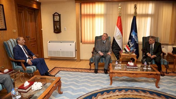 الفريق أسامة ربيع يستقبل رئيس المحكمة الدستورية العليا ورؤساء المحاكم والمجالس الدستورية الإفريقية