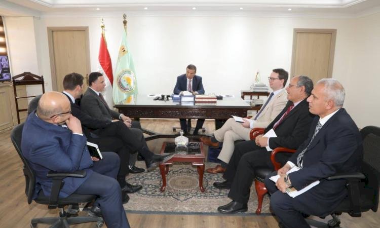 وزير الزراعة يبحث مع "باير" العالمية آفاق التعاون في البحوث التطبيقية وحماية المحاصيل