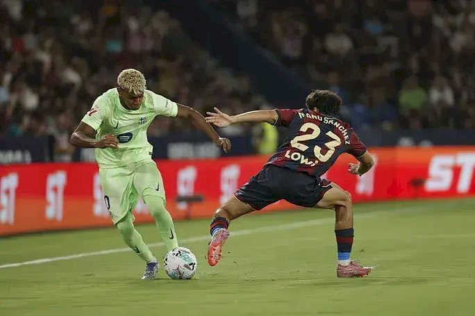 برشلونة يطمح لمصالحة جماهيره أمام ليفانتي فى الدوري الإسباني