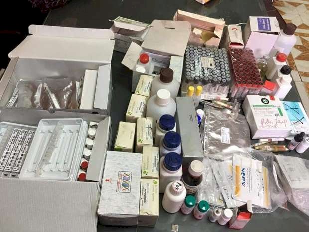 كواليس مثيرة في واقعة الاستيلاء على مستلزمات طبية تابعة لوزارة الصحة