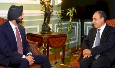 وزير الخارجية يستقبل رئيس مجموعة البنك الدولي