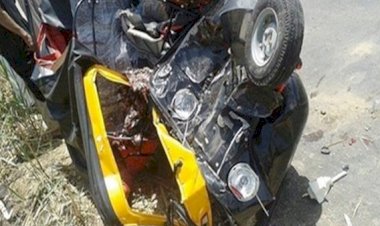 مصرع شاب وإصابة اثنين آخرين فى حادث تصادم سيارة ربع نقل وتوك توك