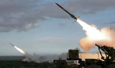 الدفاع السعودية: رصد إطلاق ثلاثة صواريخ باليستية باتجاه منطقة الرياض