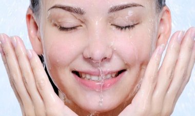 روتين صباحي سريع لبشرة نضرة في الأجواء الباردة ثالث أيام العيد