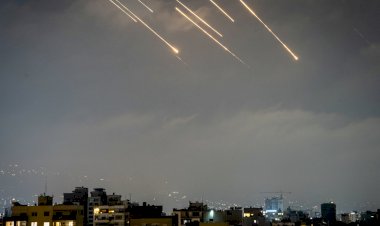 ظلام في إسرائيل.. انقطاع الكهرباء عن نتانيا شمال تل أبيب بعد الهجوم الإيراني