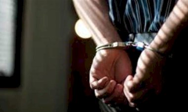 القبض على شخص انتحل صفة موظف ببنك للنصب على المواطنين