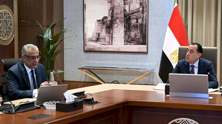 رئيس الوزراء يتابع مع وزير الإنتاج الحربي ملفات عمل الوزارة والرؤية المستهدف