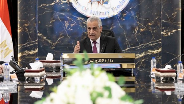 وزير الدولة للإنتاج الحربي يتابع سير العمل بالجهات التابعة