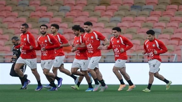 منتخب مصر يواجه السعودية وديًا الليلة في قمة عربية مثيرة