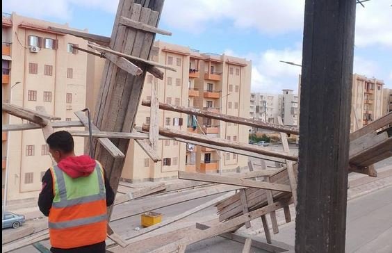 حملات مكثفة بعددٍ من المدن الجديدة لضبط وإزالة المخالفات ومنع الظواهر العشوائية