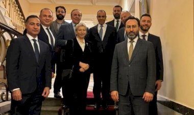 وزير الخارجية يلتقي بعدد من قادة الفكر ورؤساء مراكز الأبحاث في موسكو