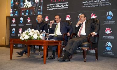 فاروق: يكشف ملامح الأمن الغذائي أصناف جديدة وزيادة الإنتاج لمواجهة التحديات