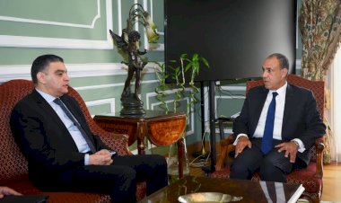 وزير الخارجية يستقبل رئيس هيئة الشراء الموحد لبحث تعزيز التعاون في الأمن الصحي ودعم نفاذ الدواء المصري للأسواق الأفريقية