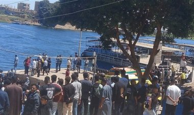 مصرع سيدة وطفلين إثر سقوط سيارة فى النيل بالعبارة النهرية فى المراغة بسوهاج