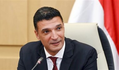 وزير الصناعة يصدر قراراً بإعادة تنظيم تراخيص إقامة أو إدارة أو تشغيل الأنشطة الصناعية خارج المناطق الصناعية