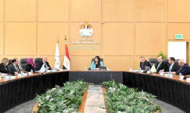 وزيرة الإسكان تعقد اجتماعًا موسعًا لمتابعة موقف تنفيذ مشروعات المبادرة الرئاسية "حياة كريمة"