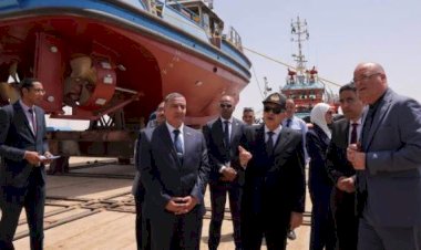 الفريق أسامة ربيع يشهد تدشين وحدات بحرية جديدة بشركة التمساح لبناء السفن