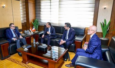 وزير التخطيط يبحث مع الجانب الفرنسي تداعيات الأزمة الجيوسياسية الراهنة