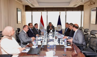 وزير السياحة يتابع مستجدات إطلاق منظومة مدفوعات الشركات (CPS) وتطوير منصة "رحلة"