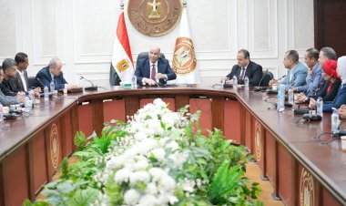 وزير العمل يلتقي محرري ملف العمل بالصحف ويستعرض جهود الوزارة في التدريب والتشغيل والحماية الاجتماعية