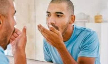 يعالج الفم والتعب وآلام الدورة الشهرية.. وصفات متنوعة لزيت الزعتر